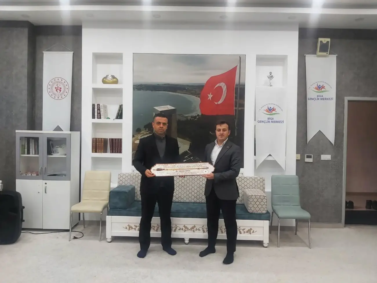 Biga Gençlik ve Spor İlçe Müdürümüz Sayın Gökhan ALTIN’a Hayırlı Olsun Ziyareti