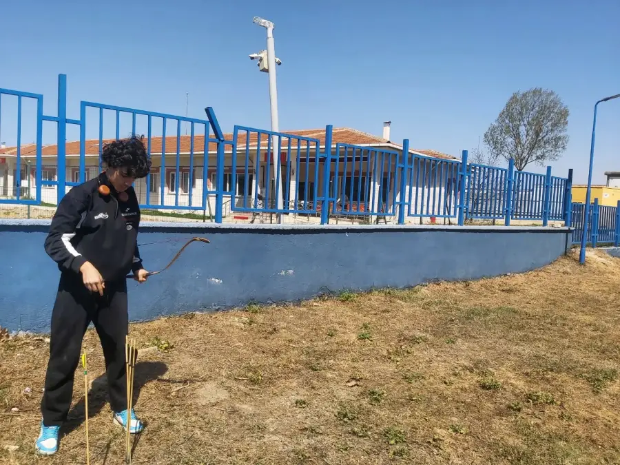 TİR-ENDAZ AKADEMİ SAHADA 